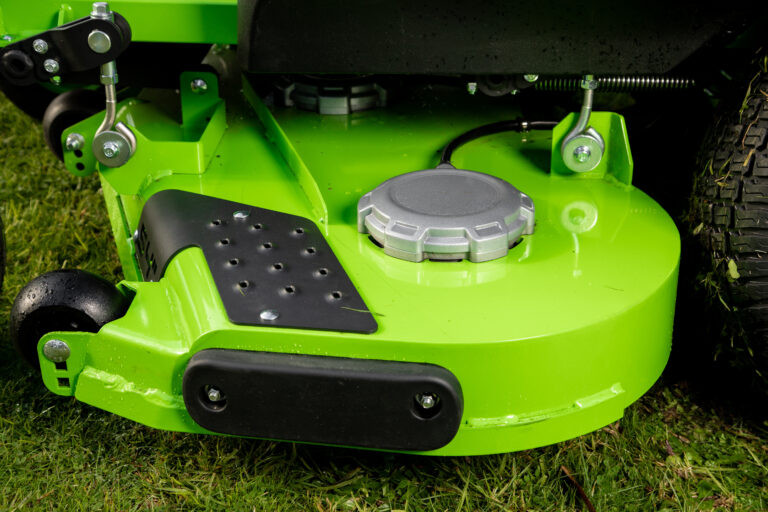 Greenworks 60V MaximusZ 54” Zero Turn Mower - Image 12