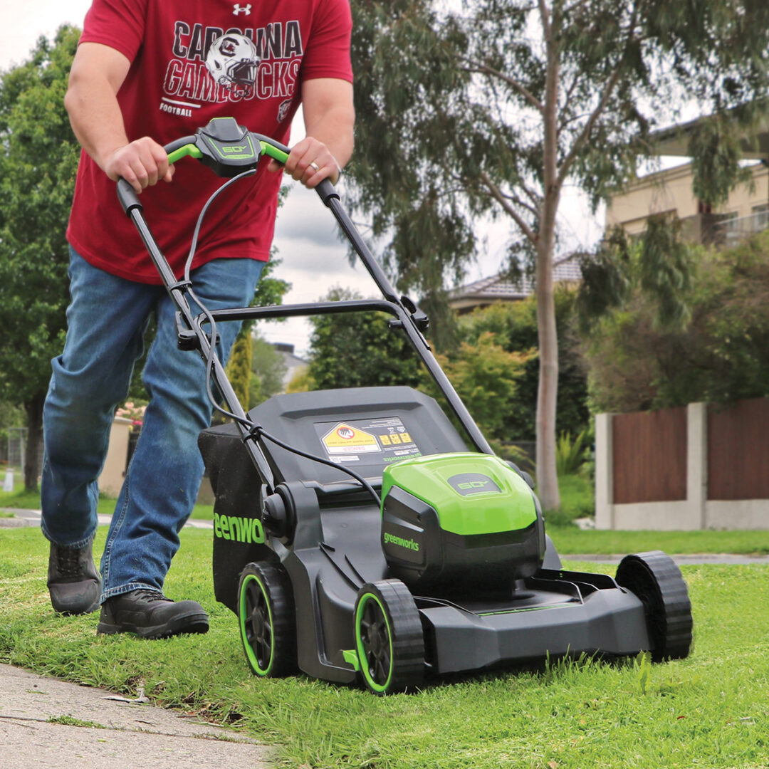 60V Pro Brushless Push Lawnmower Kit (43cm / 17″) - Image 2