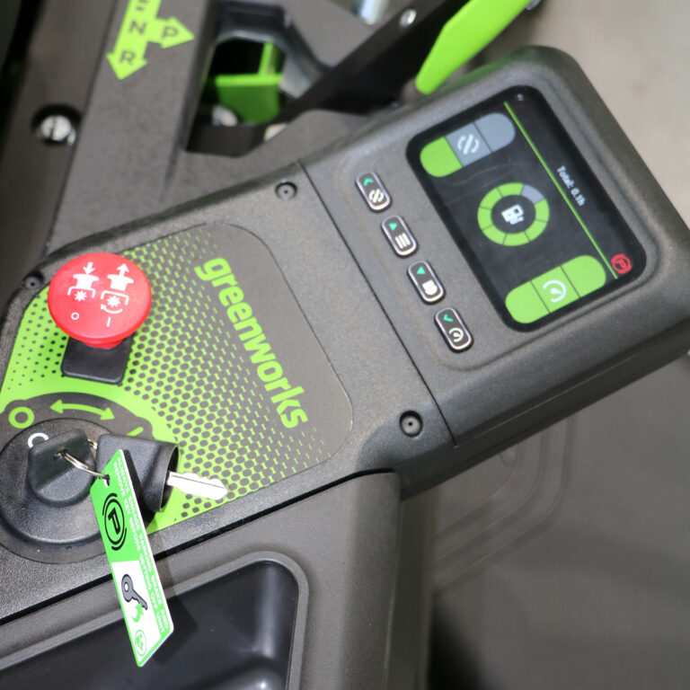 Greenworks 60V CRZ426 Gen 1.5 42” Zero Turn Mower - Image 17